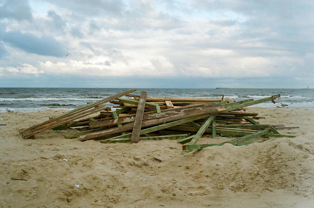 Notes from the end of the world - photo 4